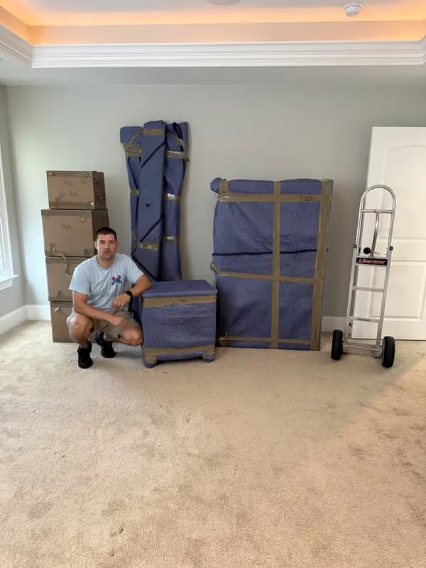 Movers in Reston VA. Blue Crab crew on the job in a Fairfax County home.